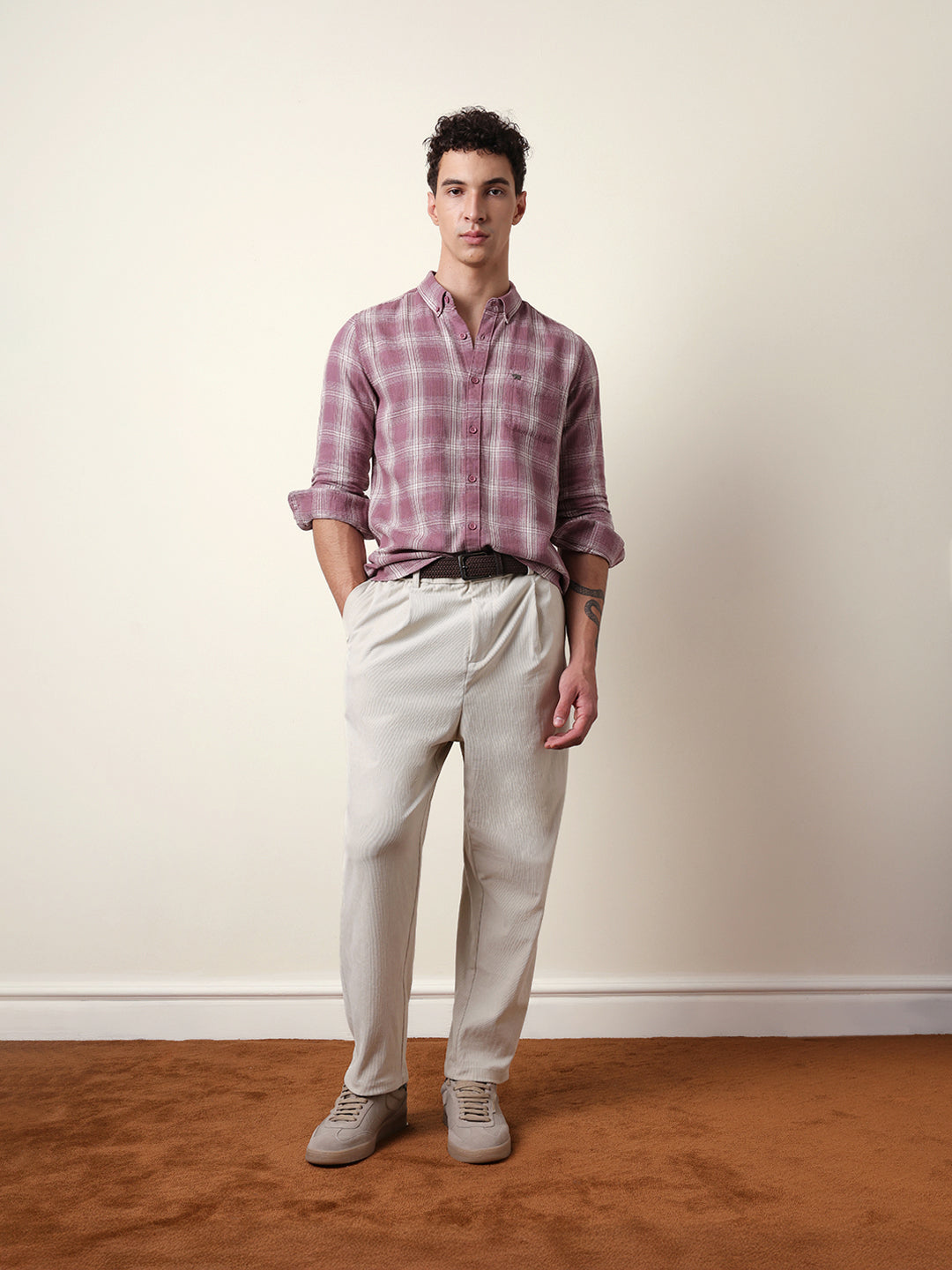 Men Modern Fit Casual Shirt