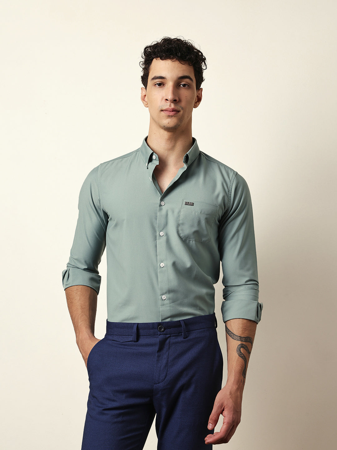 Men Modern Fit Casual Shirt
