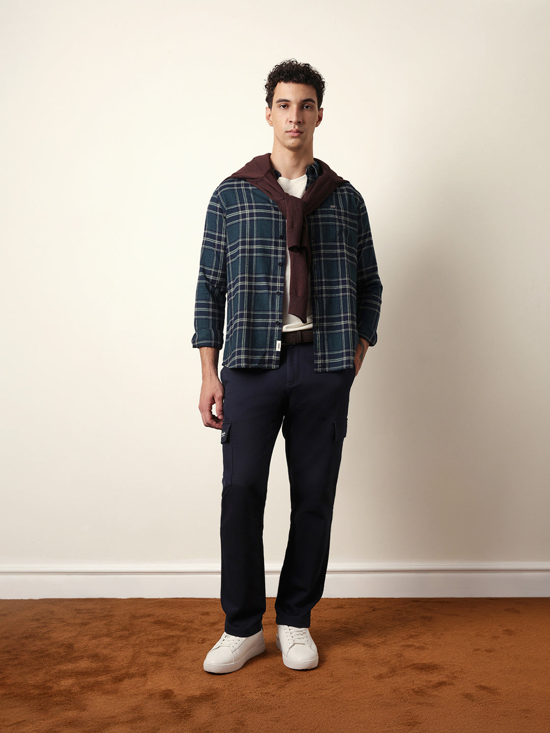 Men Modern Fit Casual Shirt