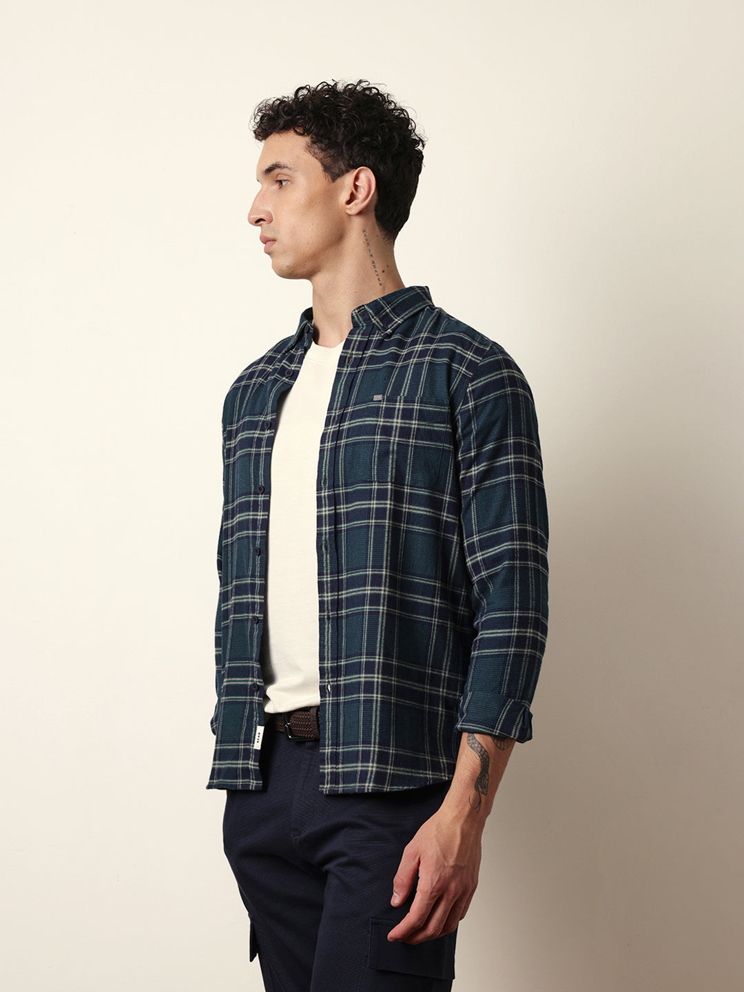 Men Modern Fit Casual Shirt