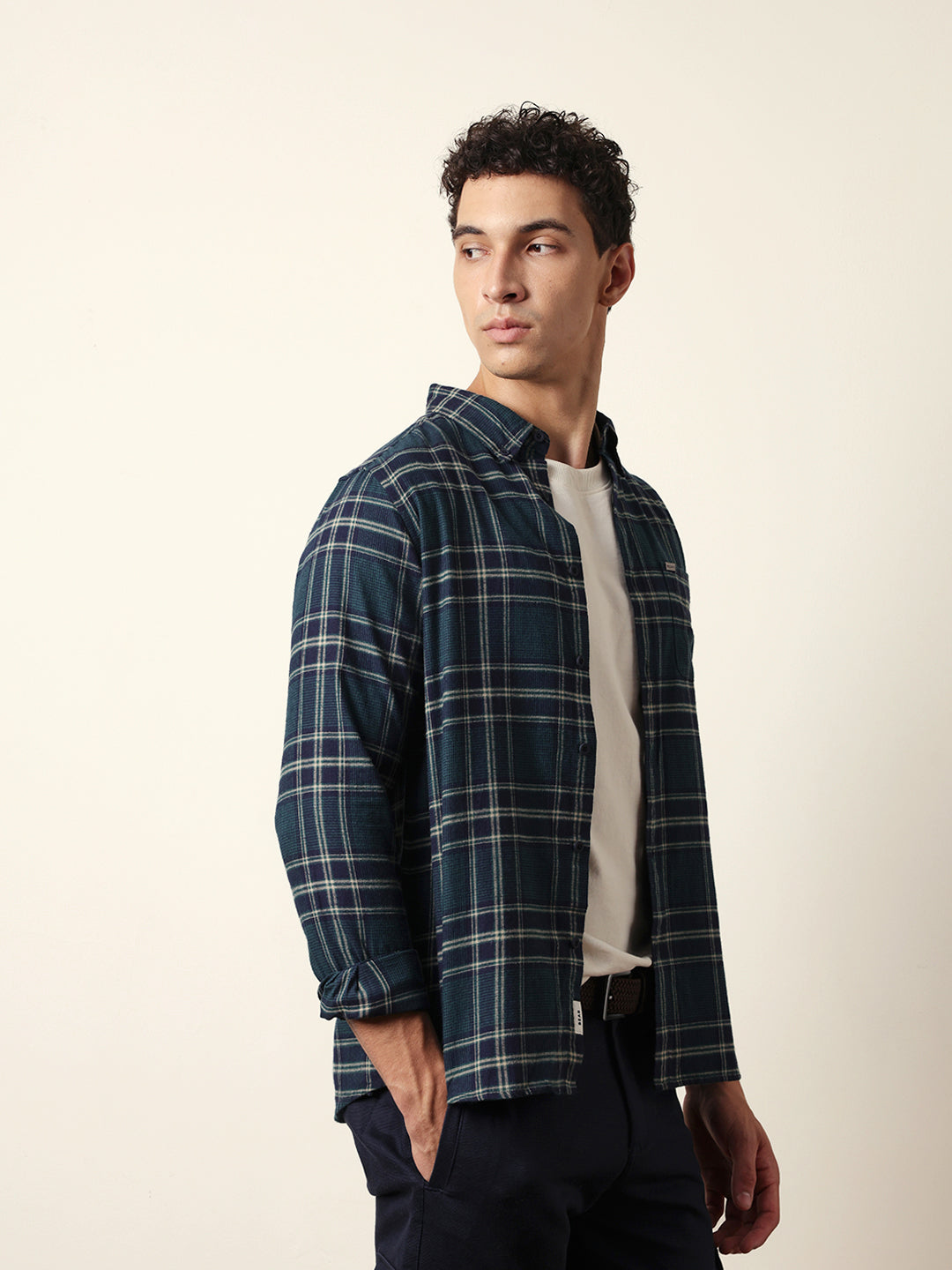 Men Modern Fit Casual Shirt