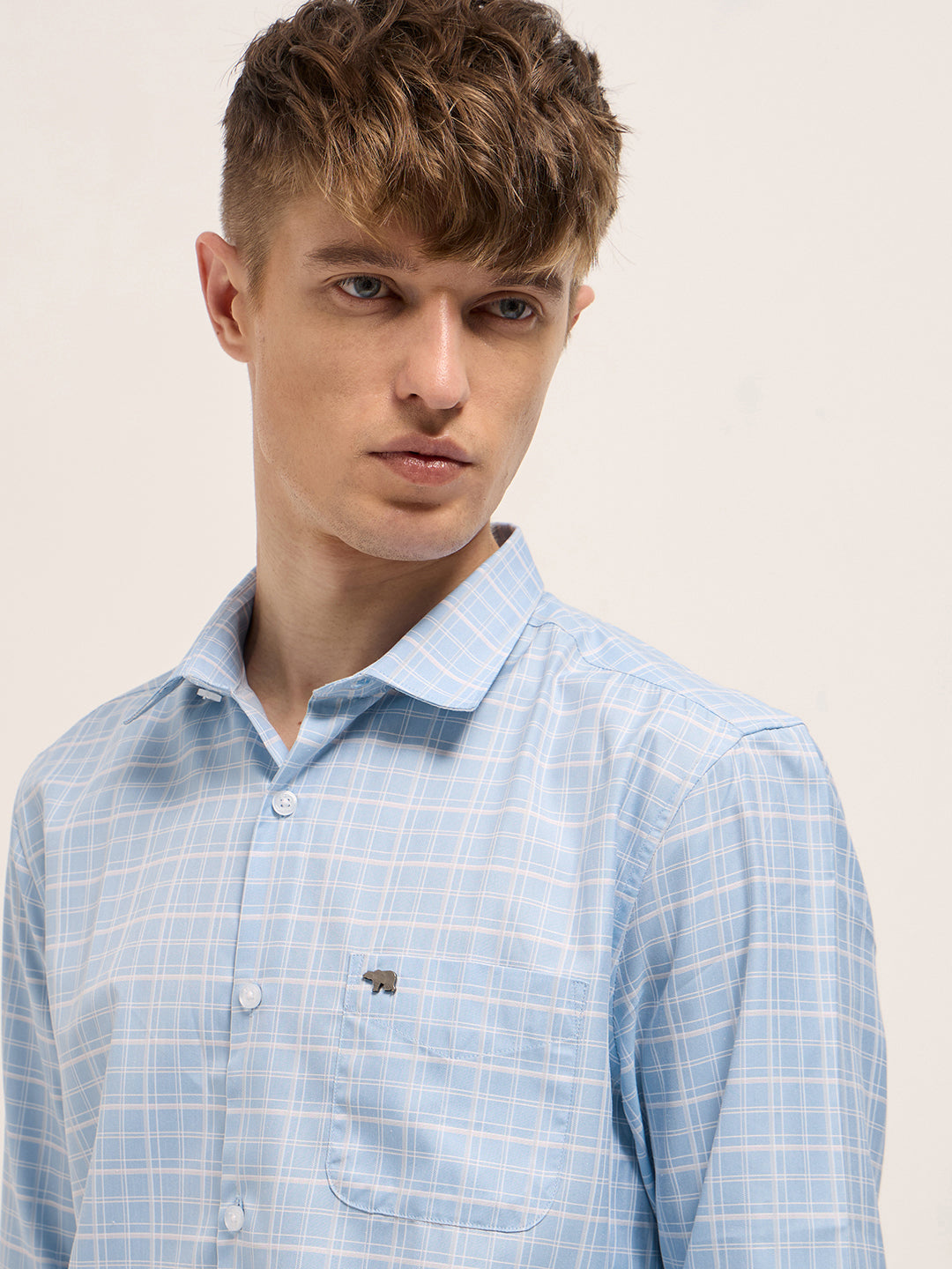 Men Light Blue Checked Tailored Fit Formal Shirt.