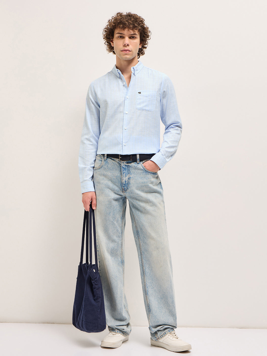 Men Light Blue Stripes Slim Fit Casual Shirt