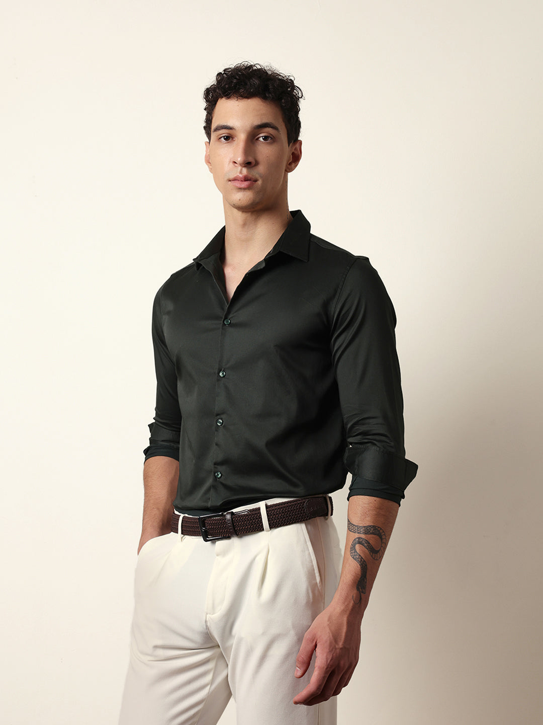 Men Modern Fit Casual Shirt
