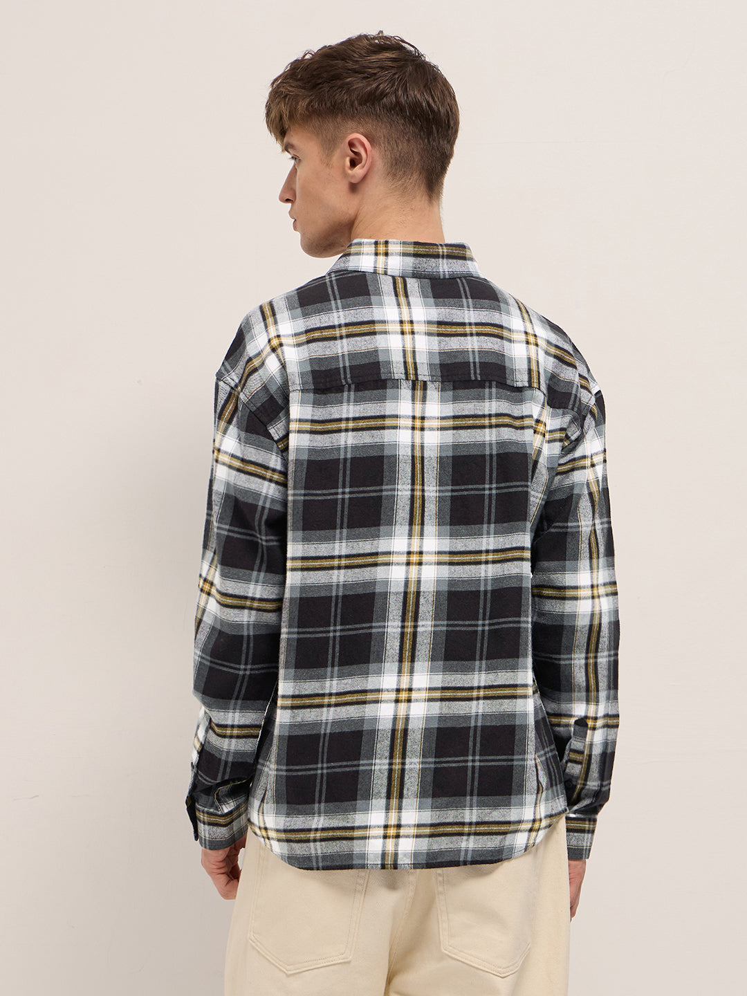 Men Multicolor Flannel Checkered Relaxed Fit Overshirt