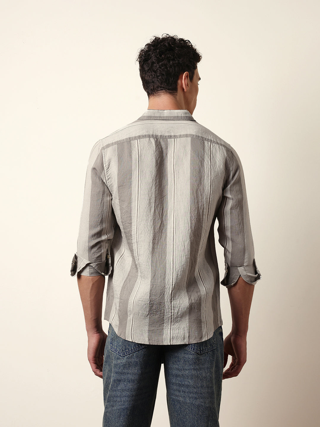 Men Modern Fit Casual Shirt