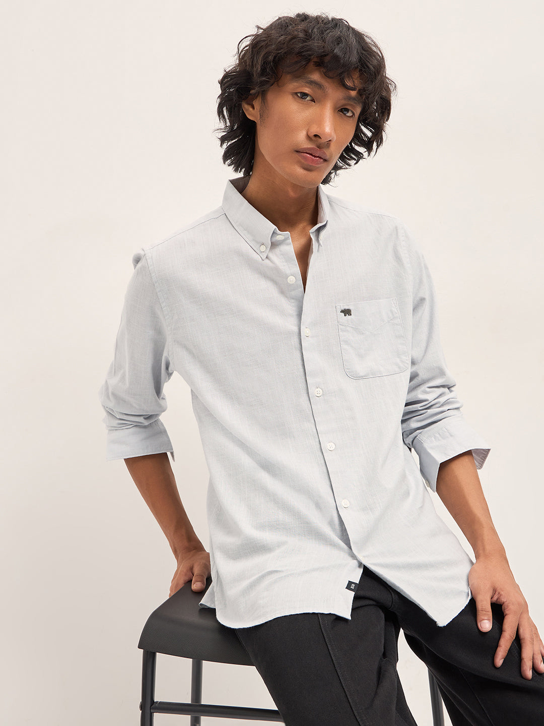 Men Grey Solid Slim Fit Casual Shirt