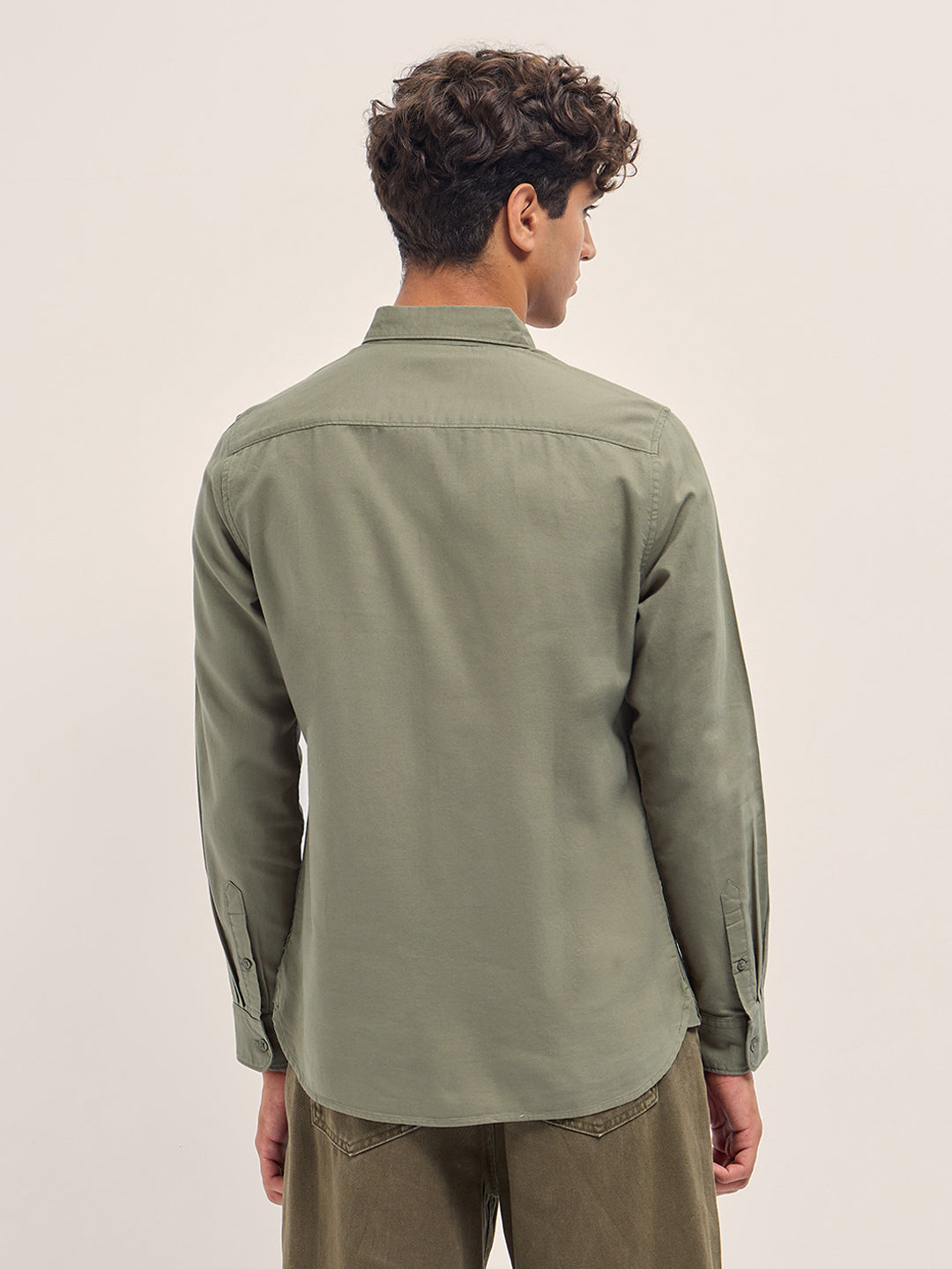 Men Olive Solid Slim Fit Casual Shirt