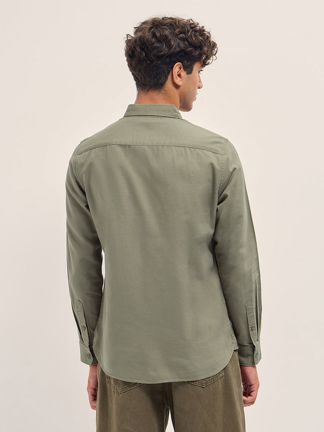 Men Olive Solid Slim Fit Casual Shirt