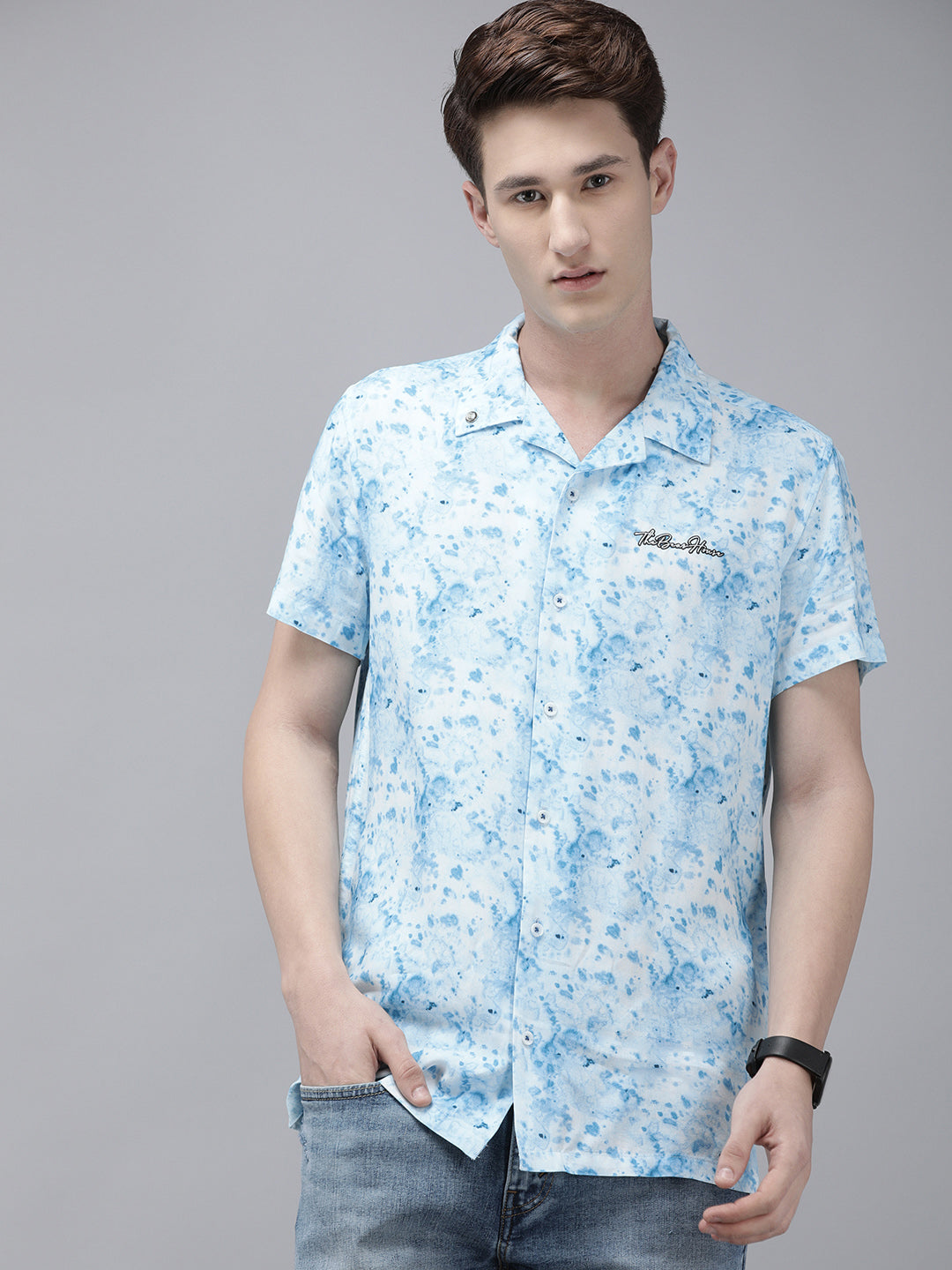 Men Ardor Edition Blue and White Abstract Printed Regular Fit Party Shirt