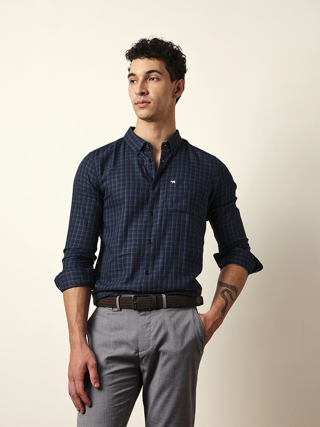 Men Modern Fit Casual Shirt