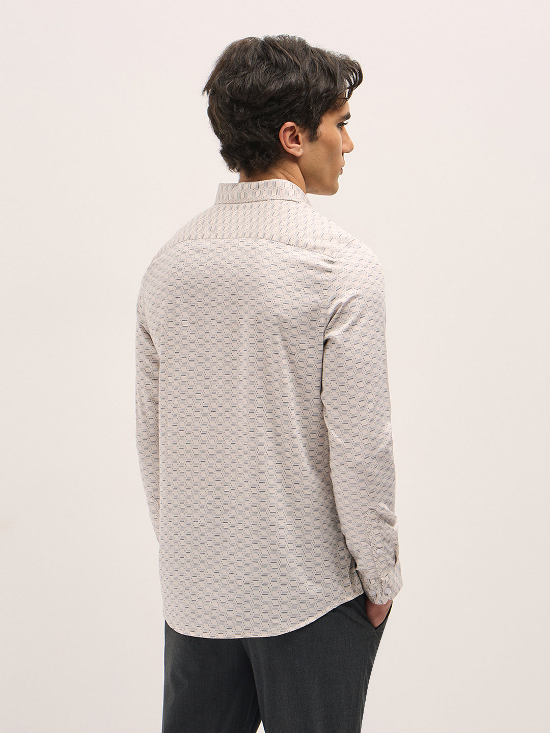 Men Cream Geometric Printed Tailored Fit Formal Shirt