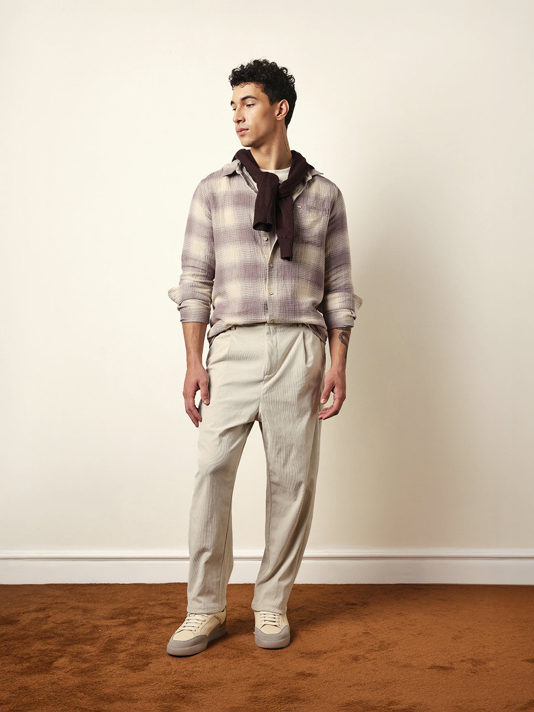 Men Modern Fit Casual Shirt