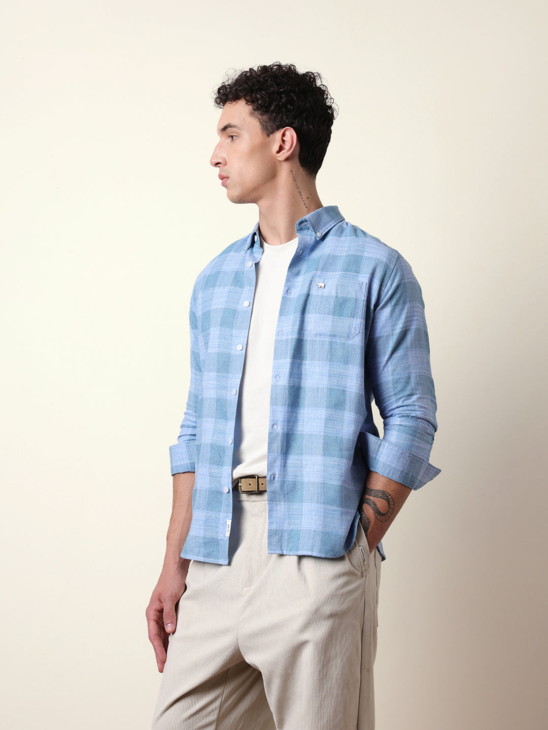 Men Modern Fit Casual Shirt