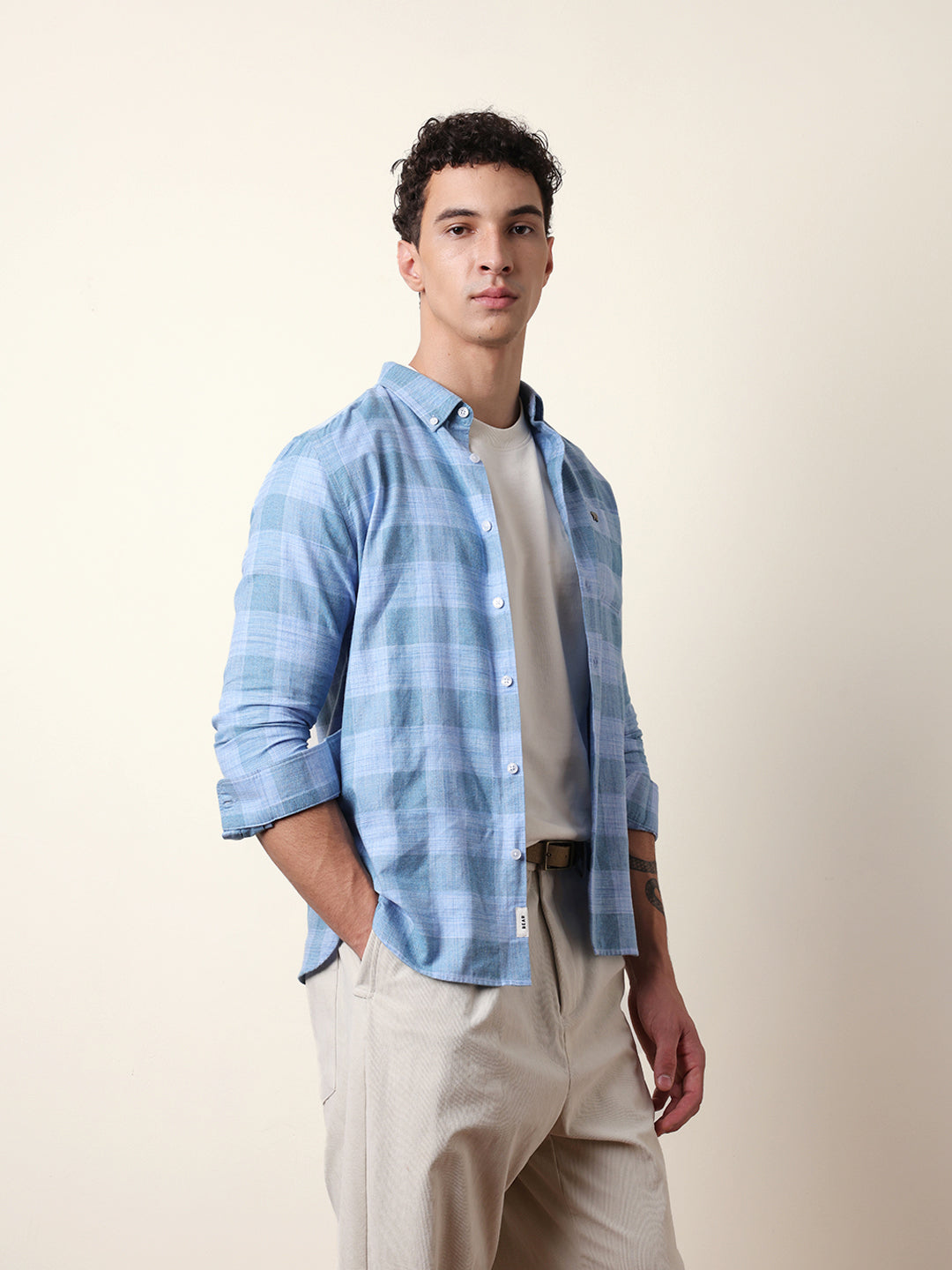 Men Modern Fit Casual Shirt