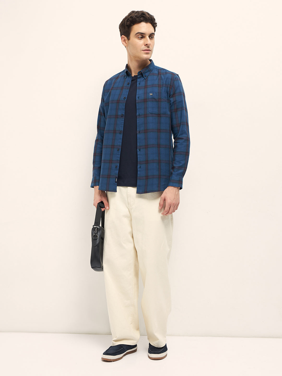 Men Blue Checked Slim Fit Cotton Casual Shirt