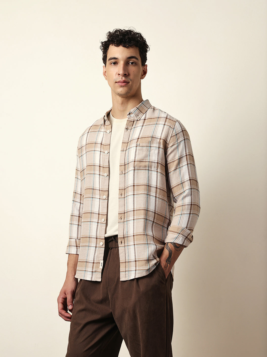 Men Modern Fit Casual Shirt