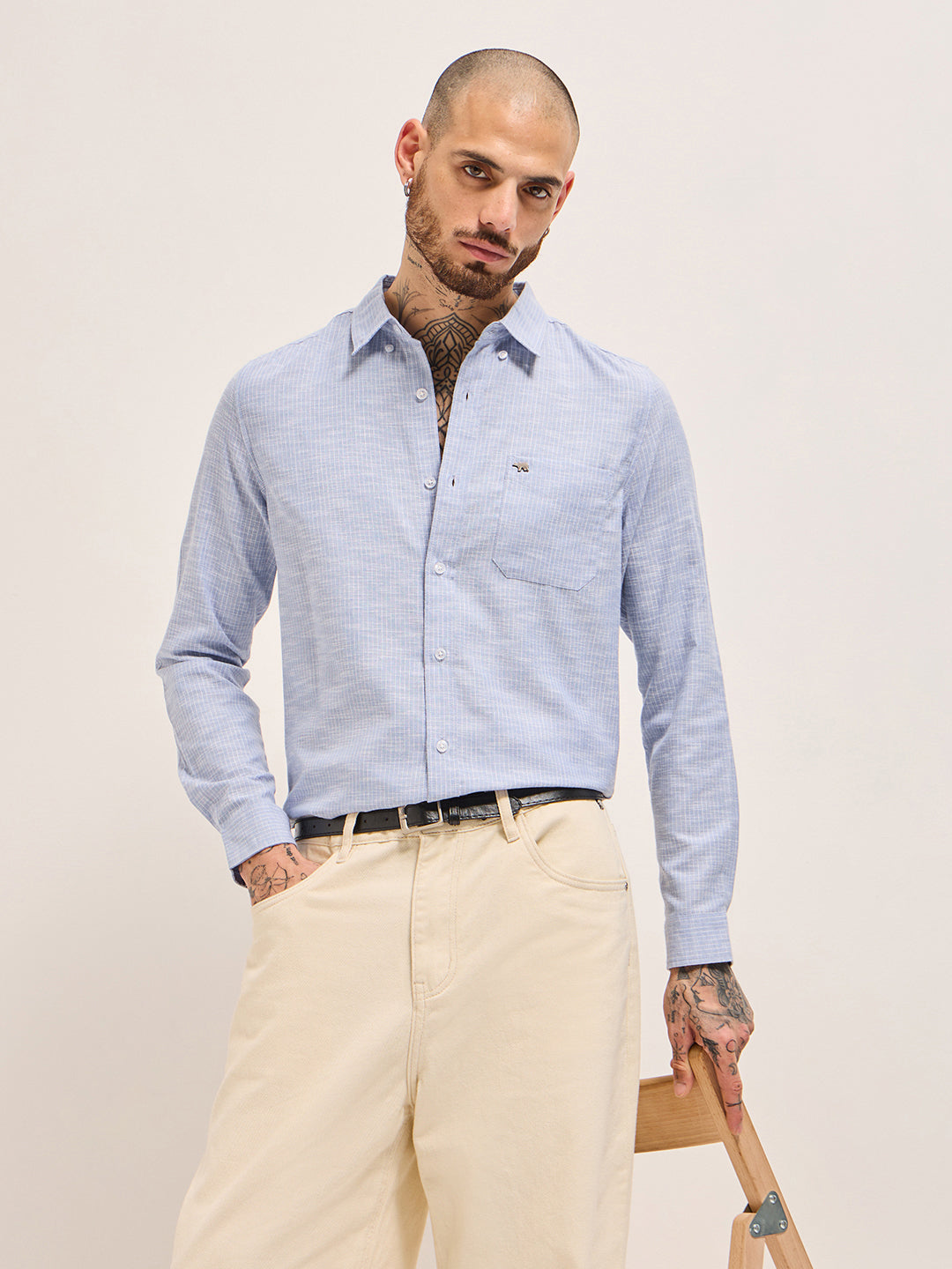 Men Blue Vertical Pin Stripes Slim Fit Casual Shirt