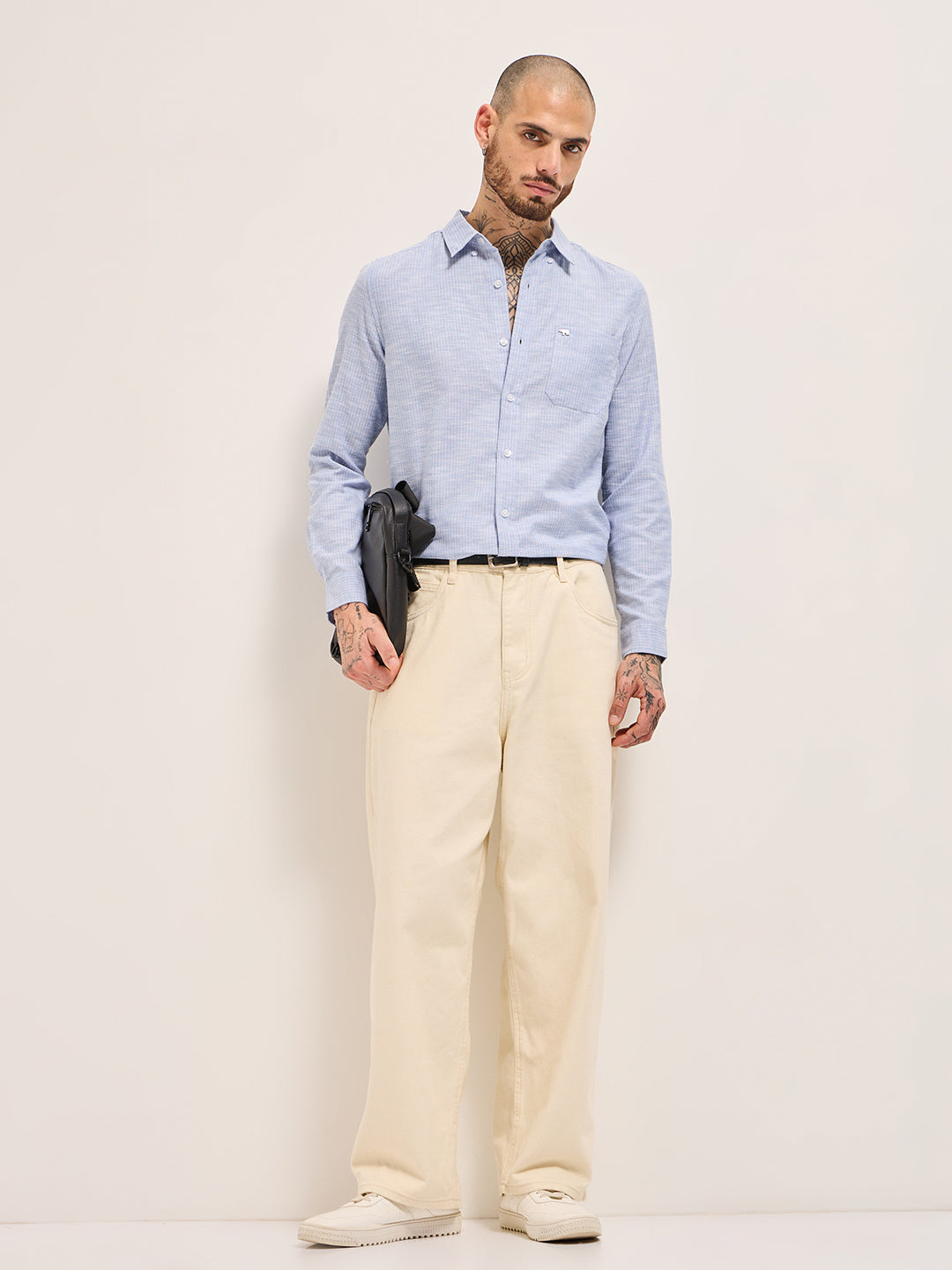 Men Blue Vertical Pin Stripes Slim Fit Casual Shirt