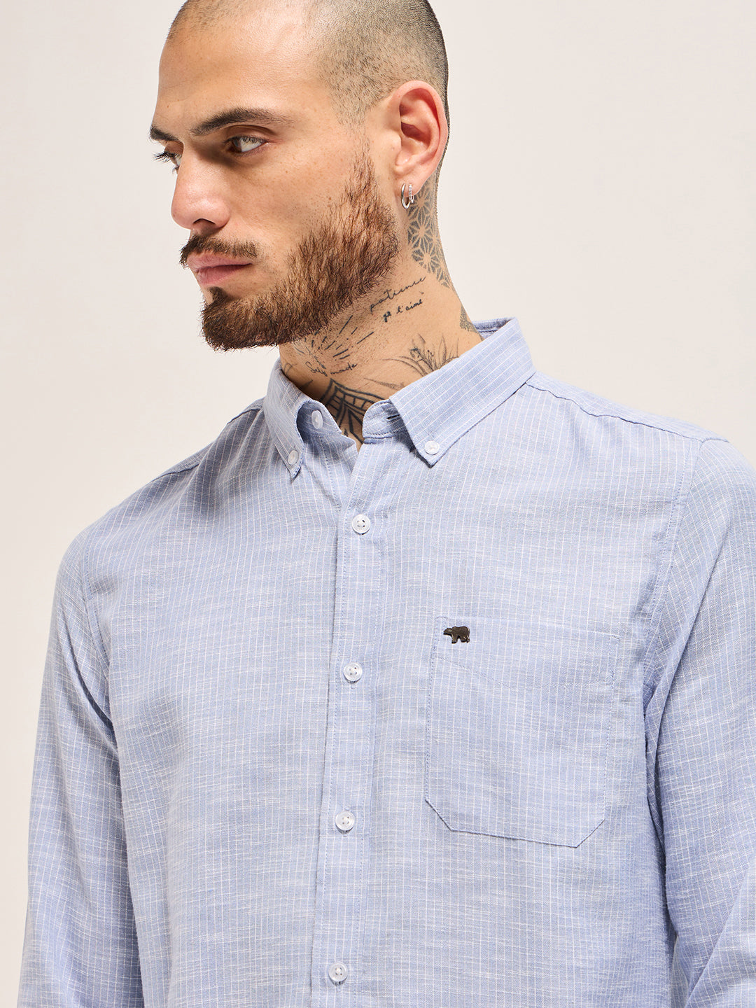 Men Blue Vertical Pin Stripes Slim Fit Casual Shirt