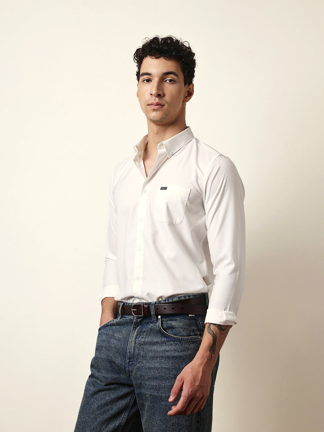 Men Modern Fit Casual Shirt