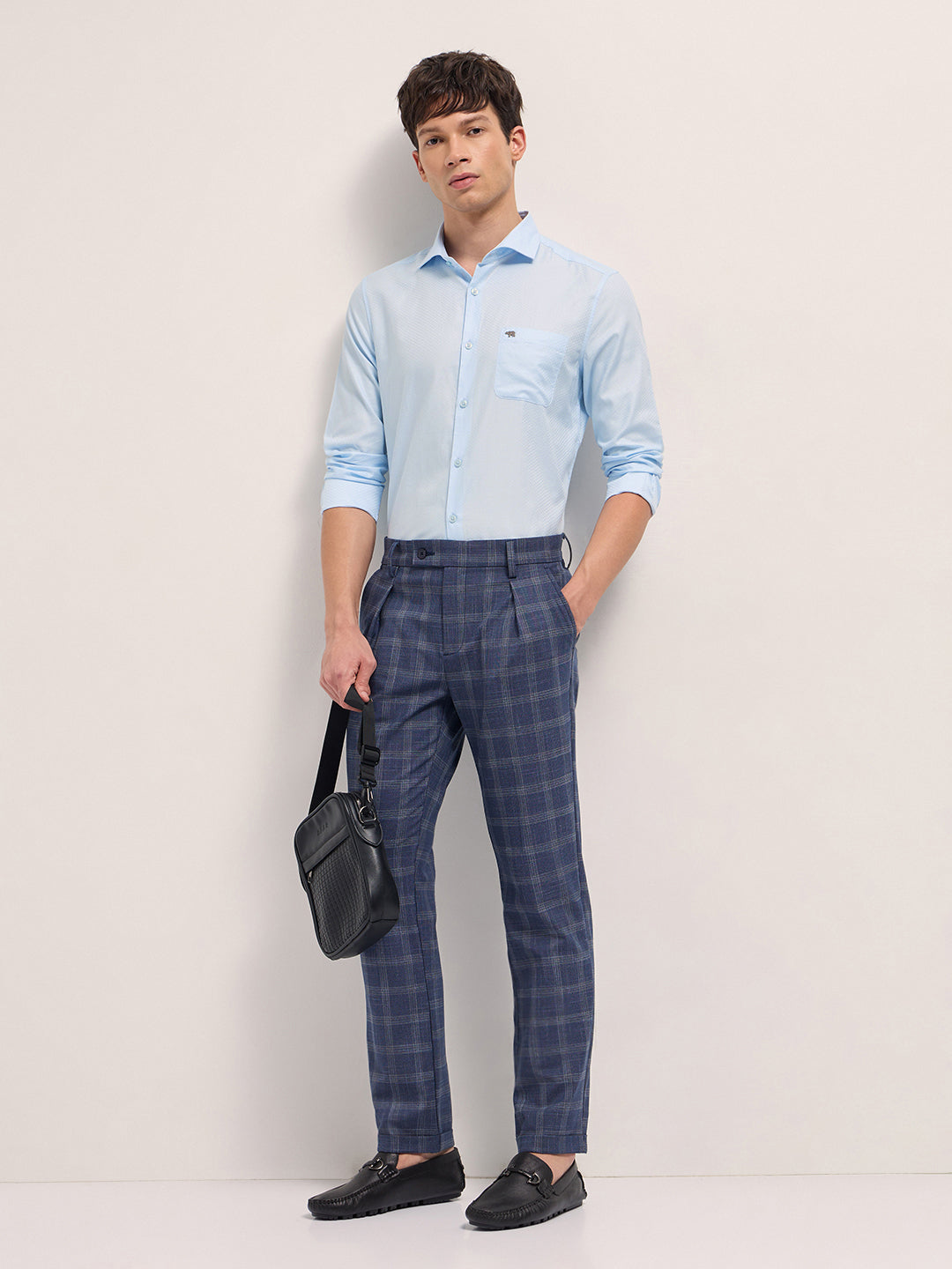 Men Light Blue Woven Pattern Cotton Tailored Fit Formal Shirt