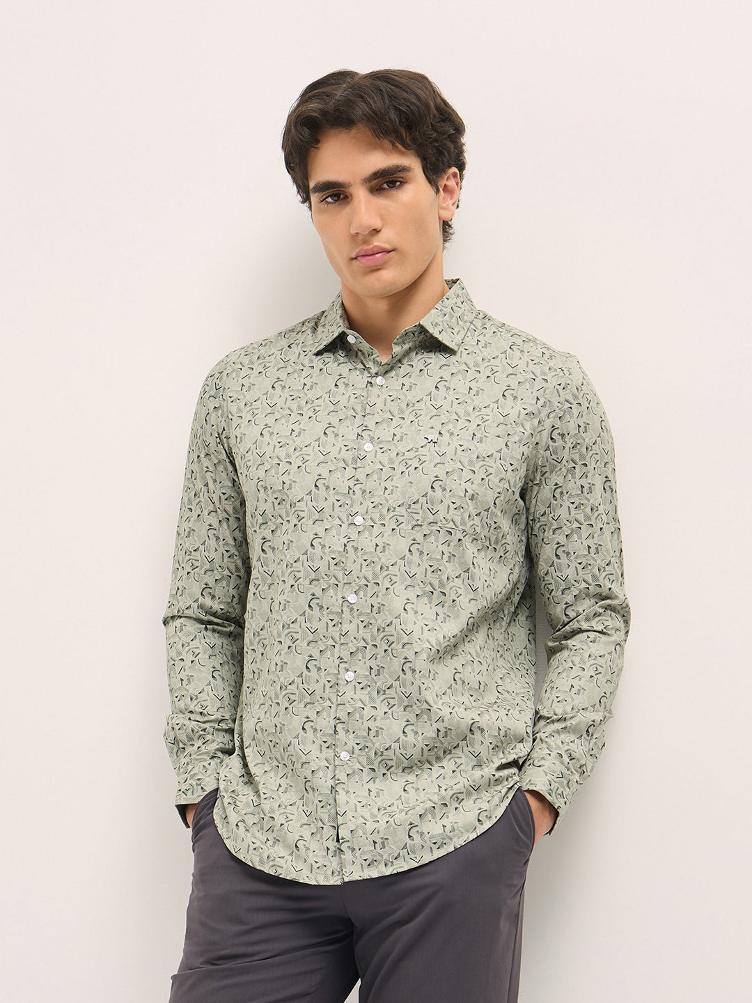 Men Light Pista Green Geometric Printed Tailored Fit Formal Shirt