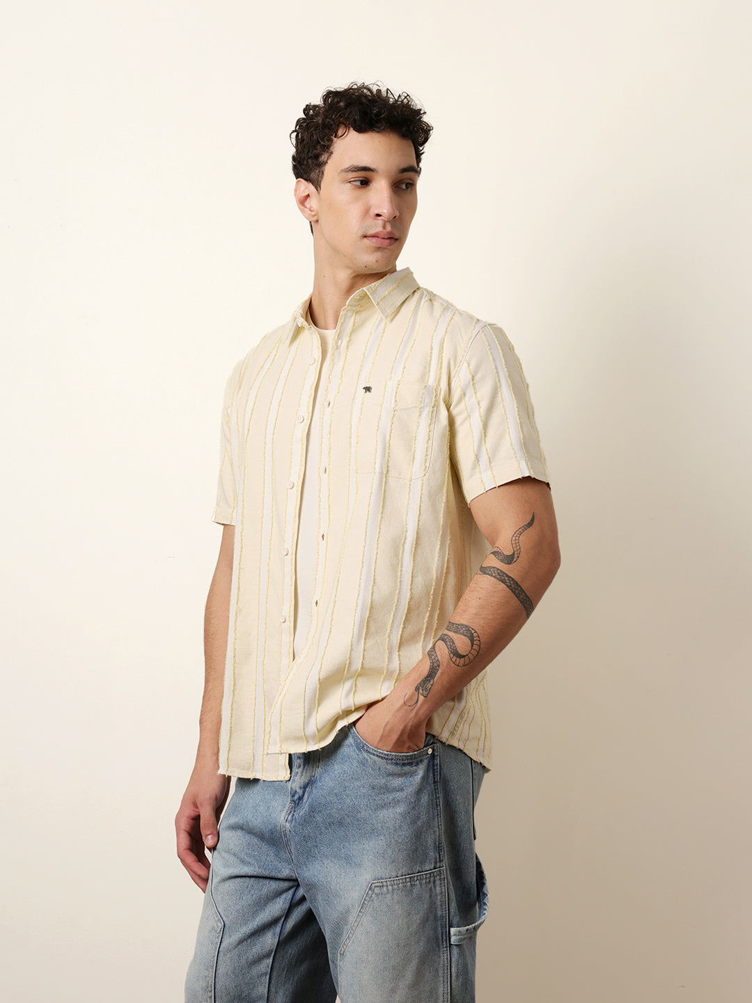Men Striped Casual Half-Sleeve Shirt