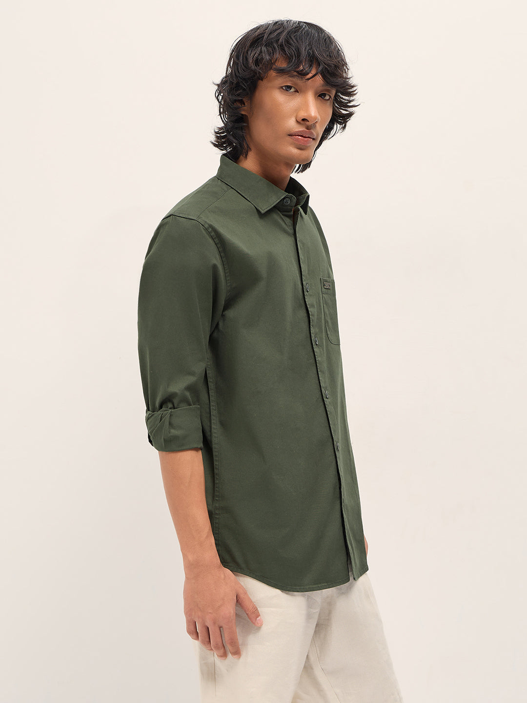 Men Olive Slim Fit Solid Cotton Casual Shirt