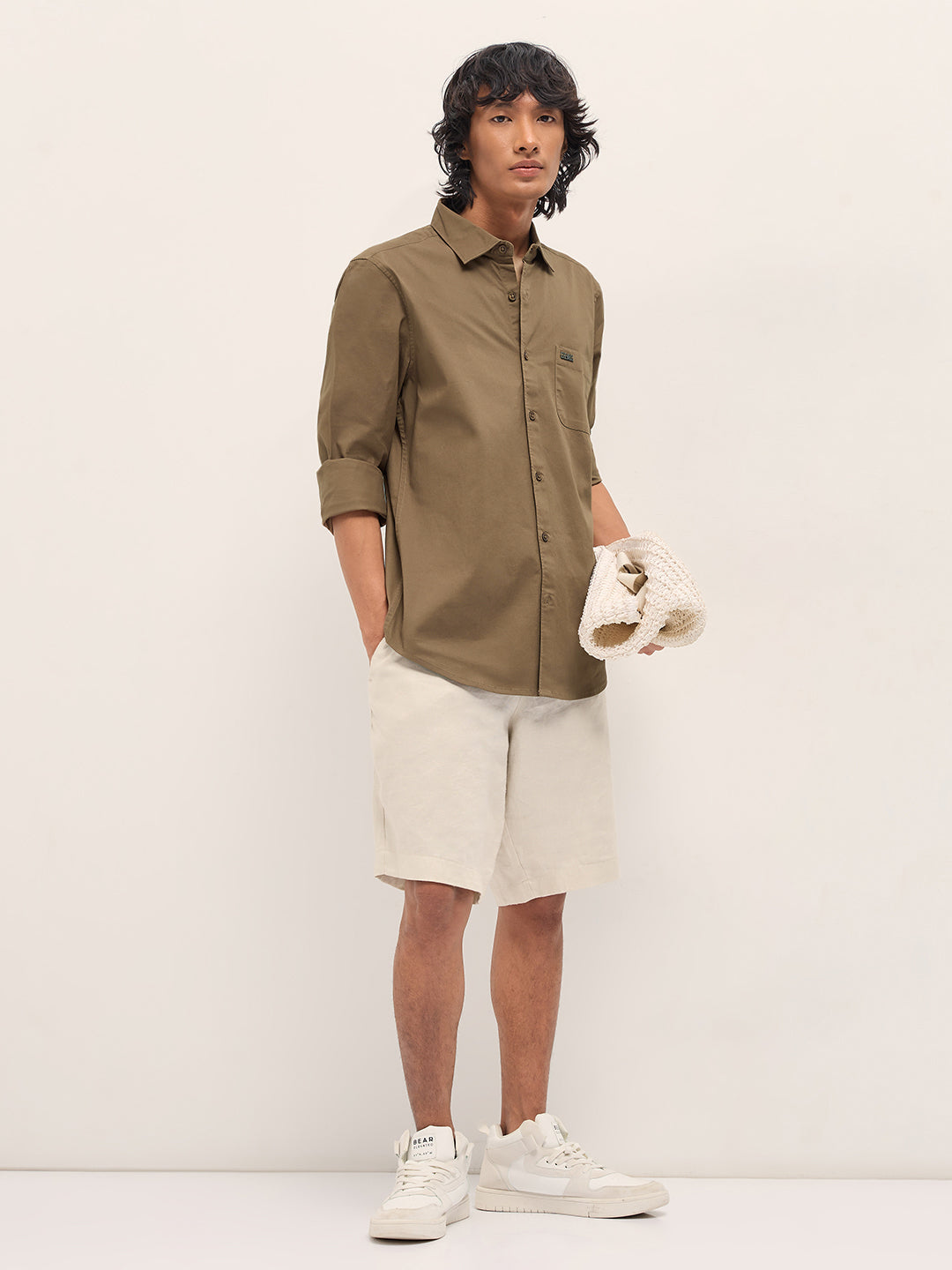 Men Brown Cotton Blend Solid Slim Fit Casual Shirt