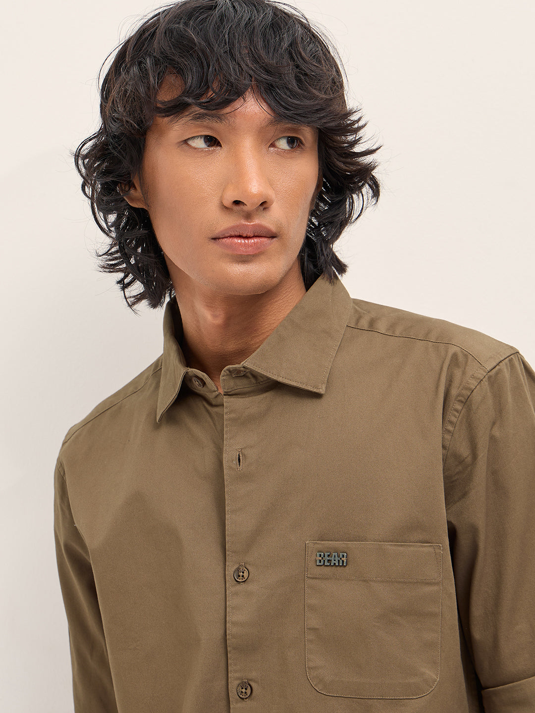 Men Brown Cotton Blend Solid Slim Fit Casual Shirt