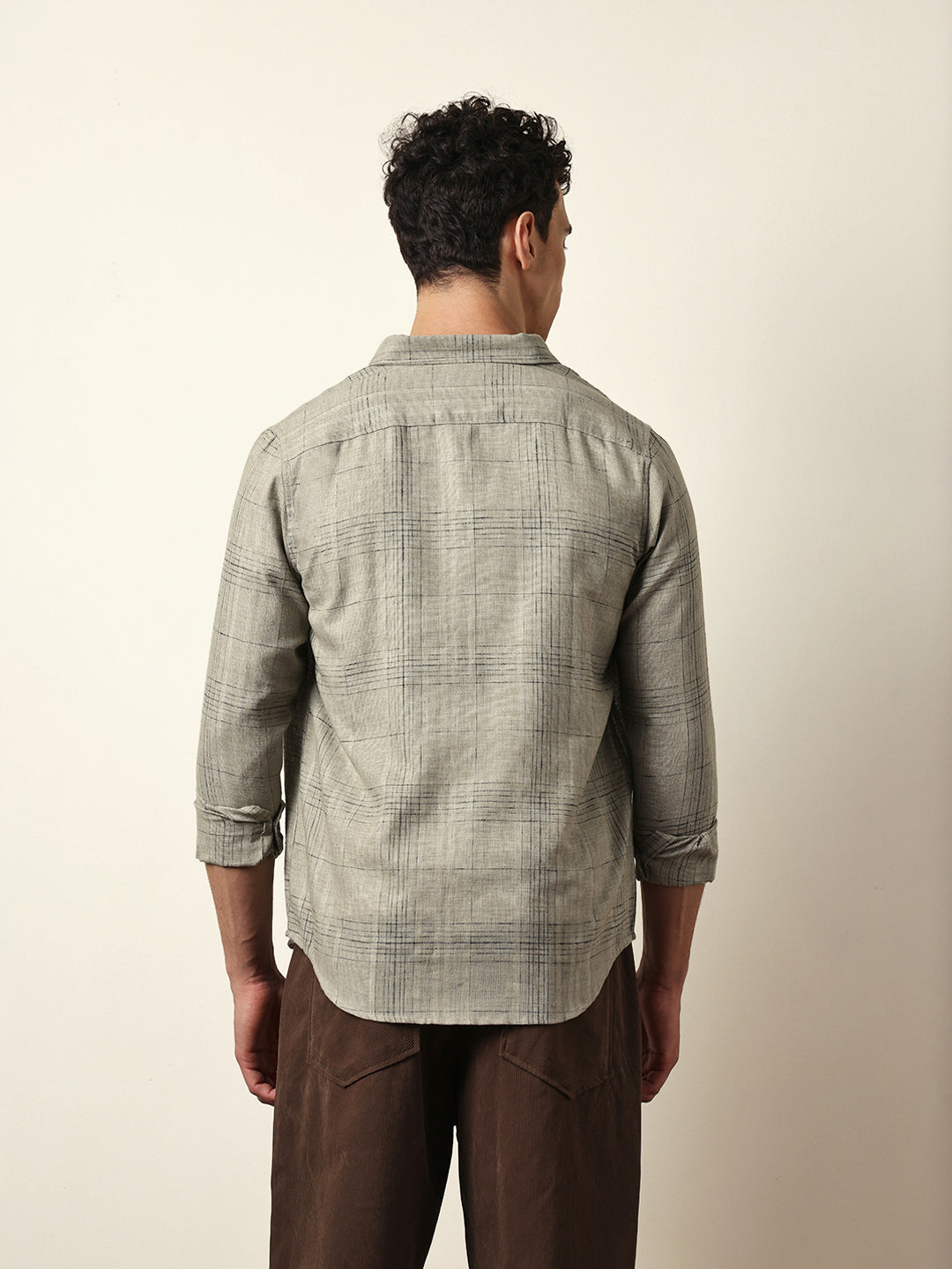 Men Modern Fit Casual Shirt