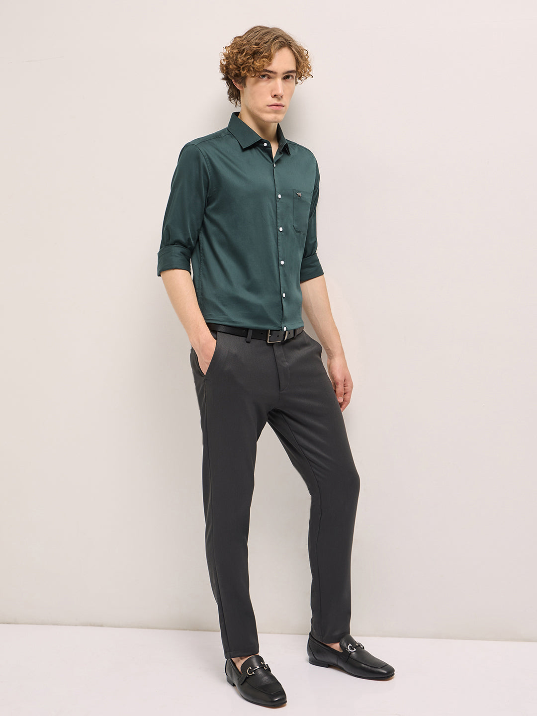 Men Classic Green Tailored Fit Solid Formal Shirt