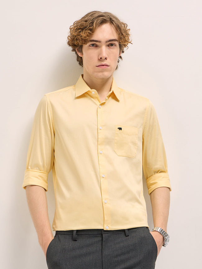 Men Yellow Tailored Fit Solid Formal Shirt