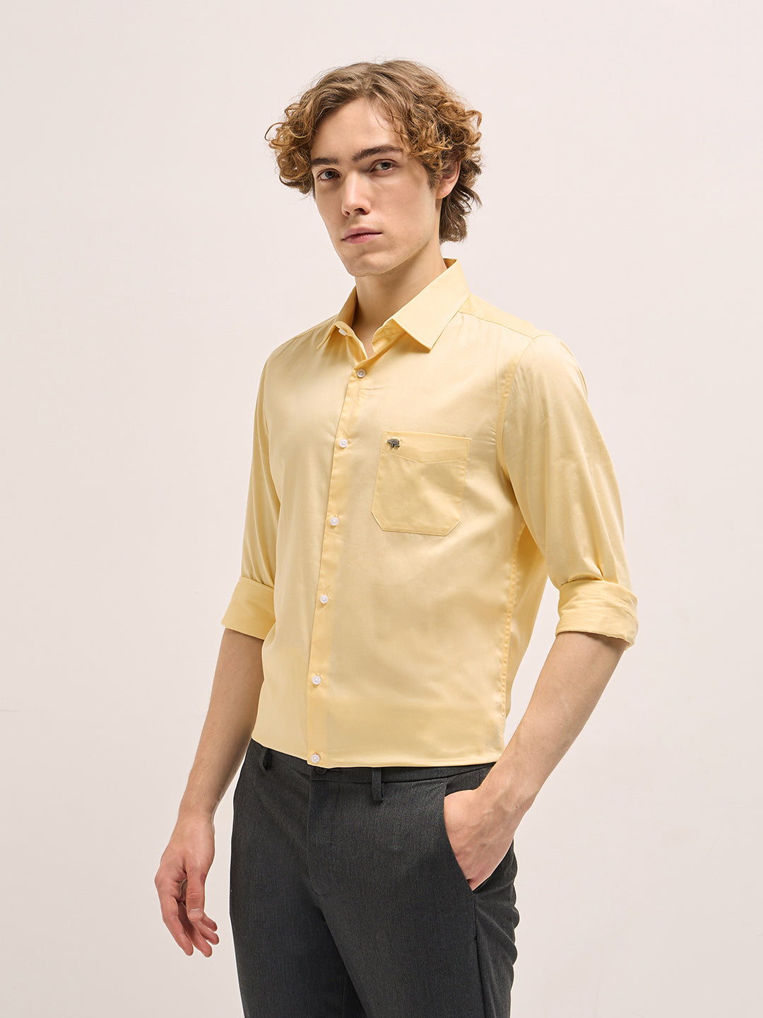 Men Yellow Tailored Fit Solid Formal Shirt