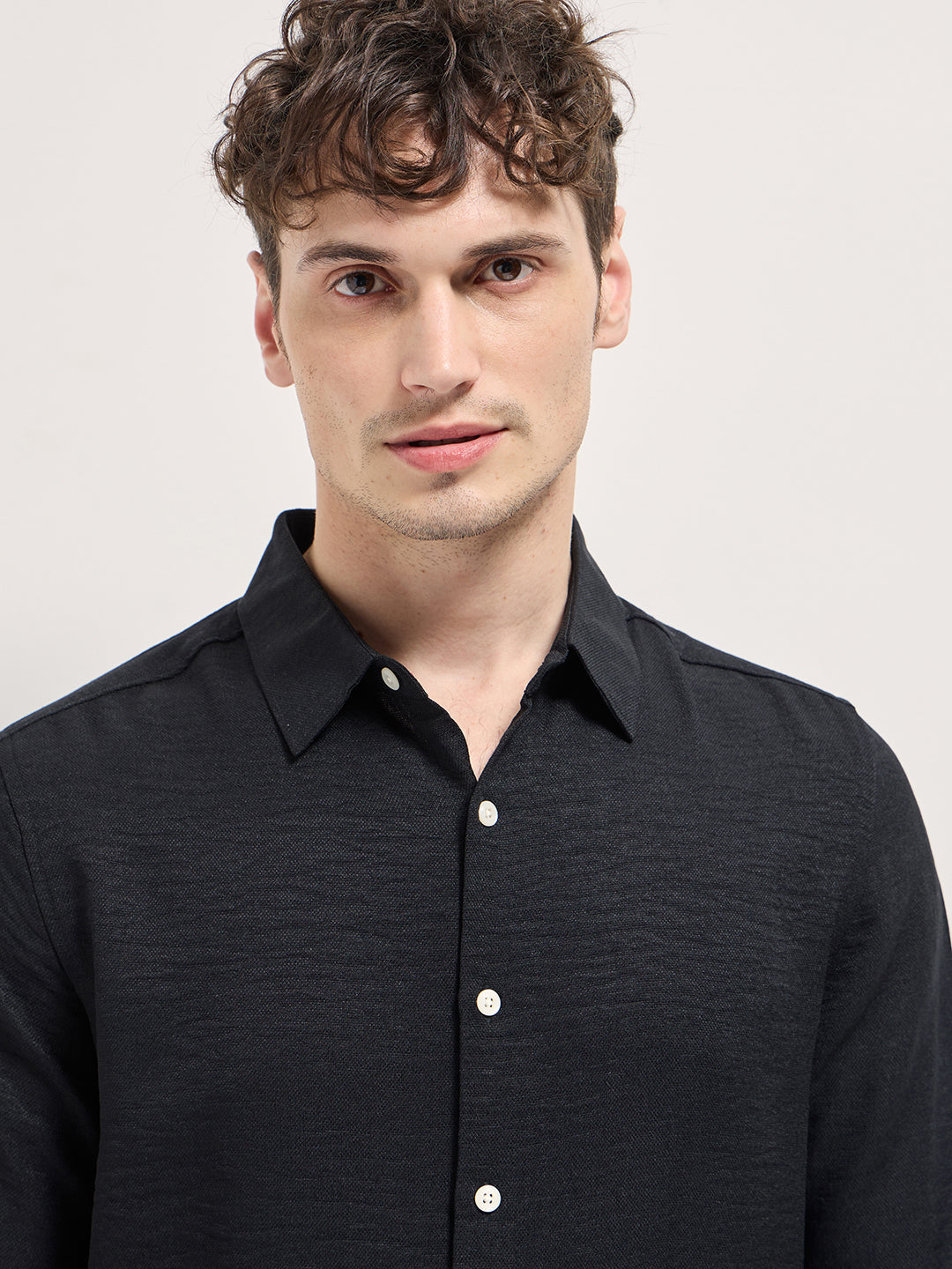 Men Black Solid Seersucker Effect Slim Fit Casual Shirt