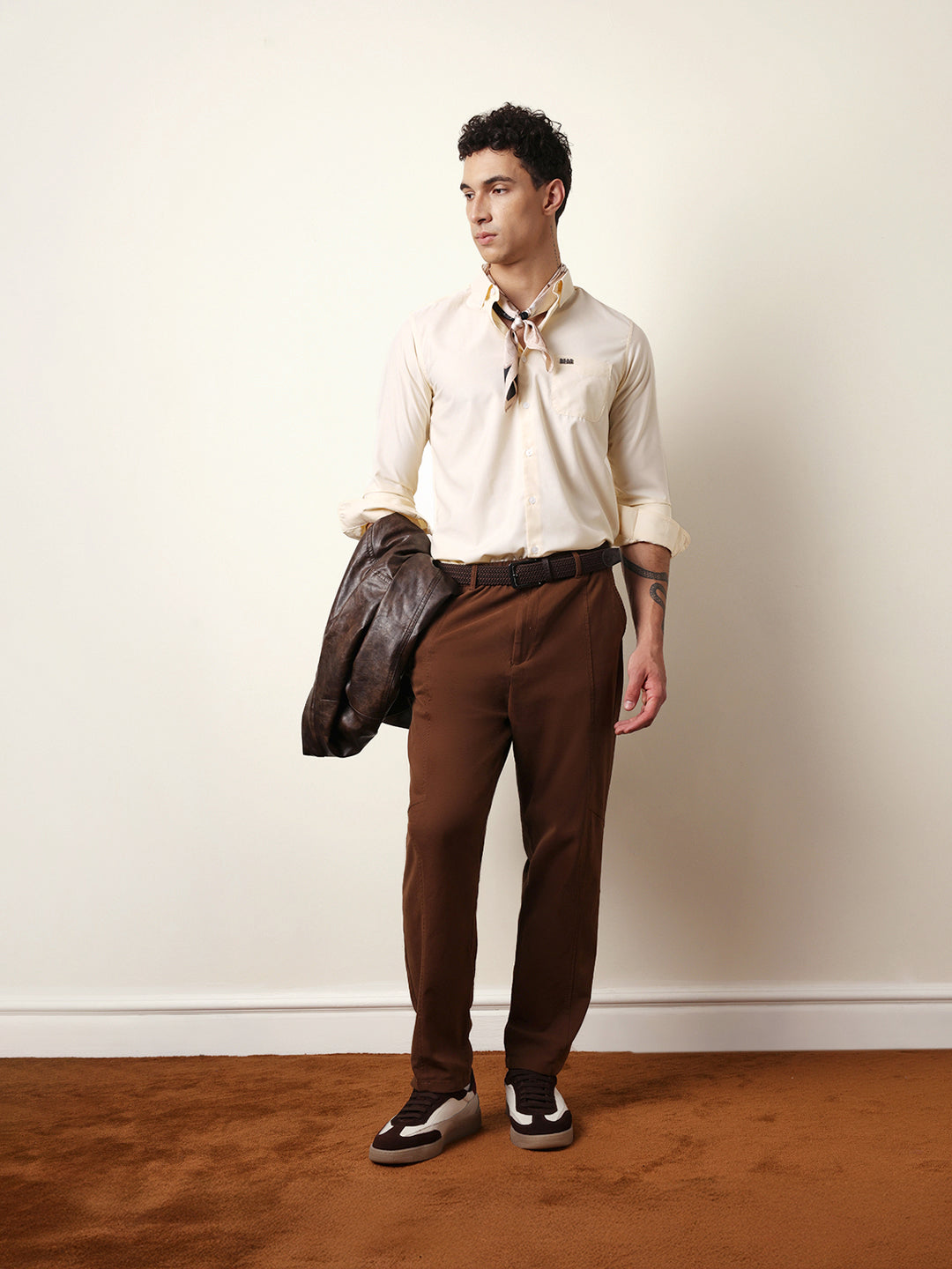 Men Modern Fit Casual Shirt