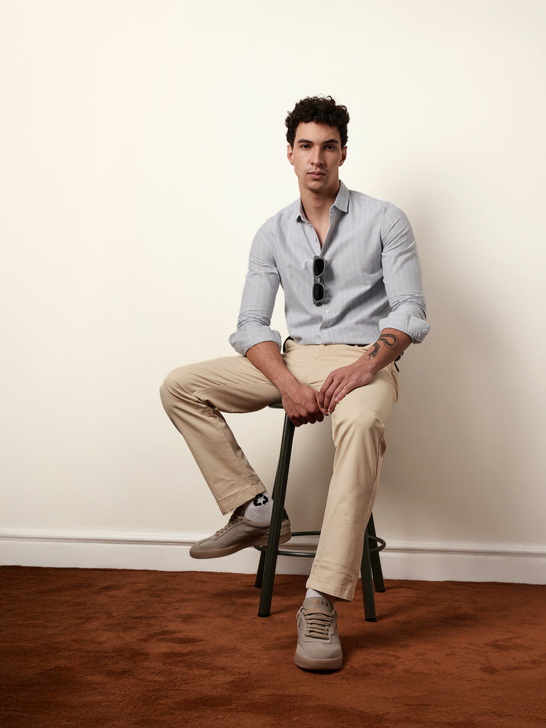 Men Checked Casual Full-Sleeve Shirt