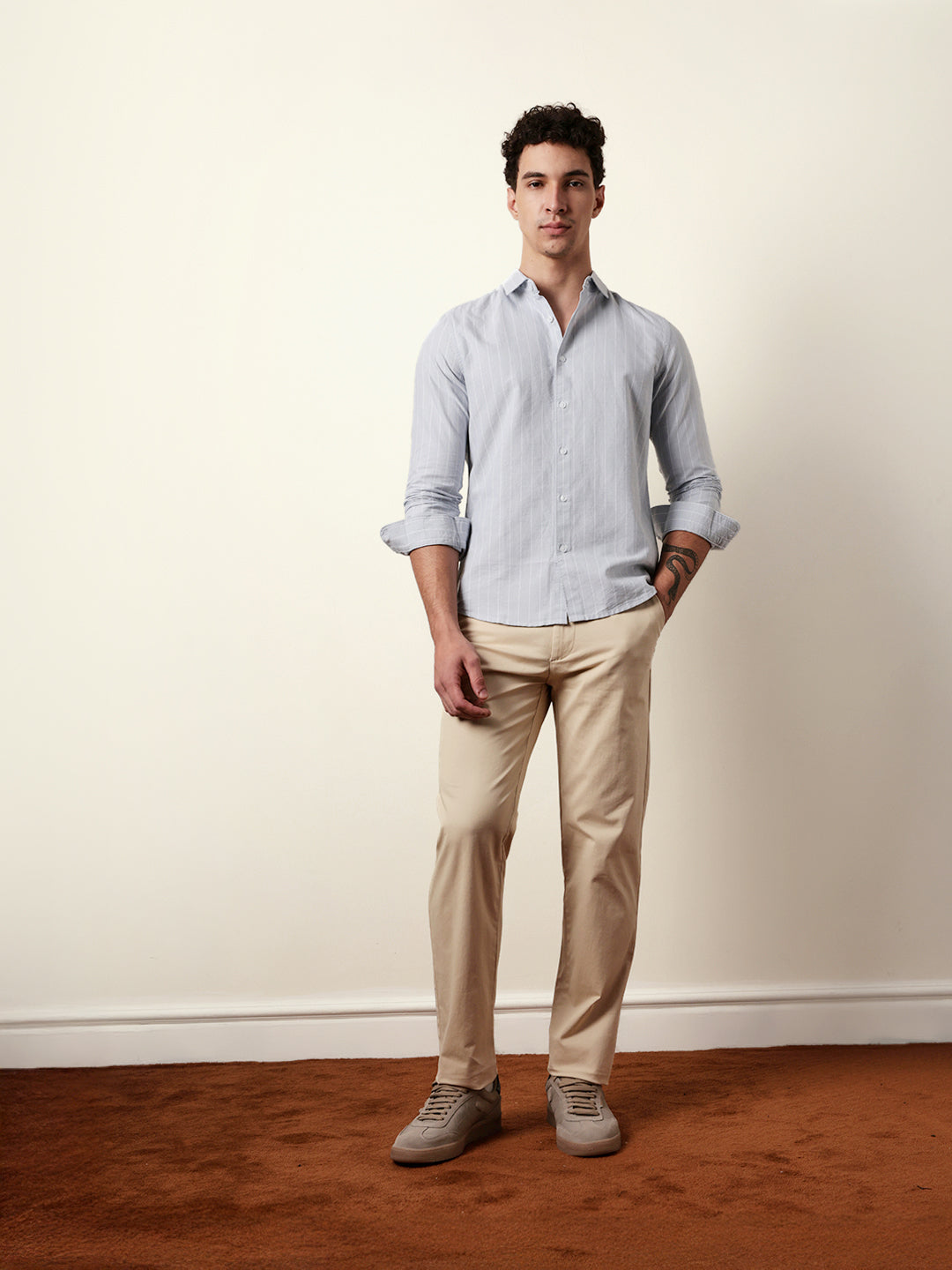 Men Checked Casual Full-Sleeve Shirt