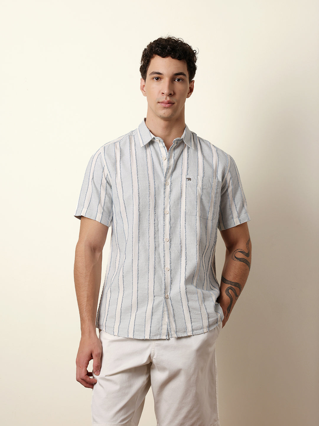 Men Striped Casual Half-Sleeve Shirt