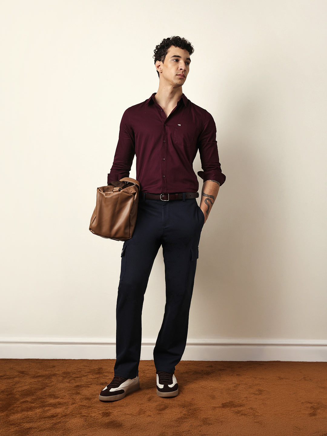 Men Modern Fit Casual Shirt