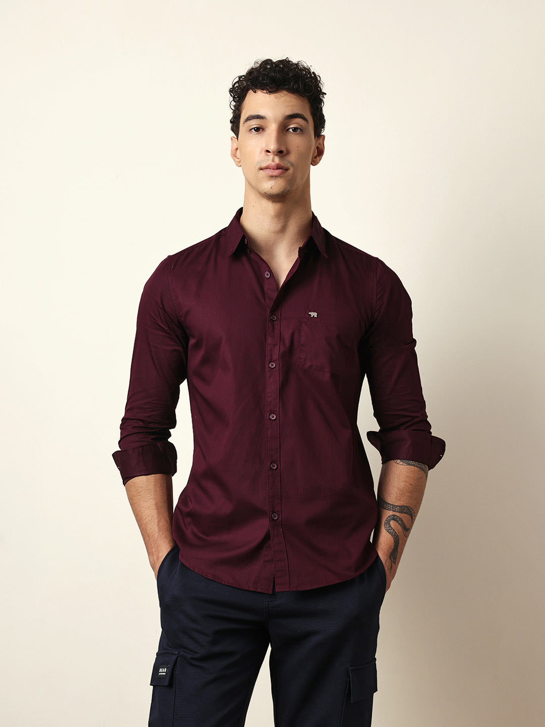 Men Modern Fit Casual Shirt