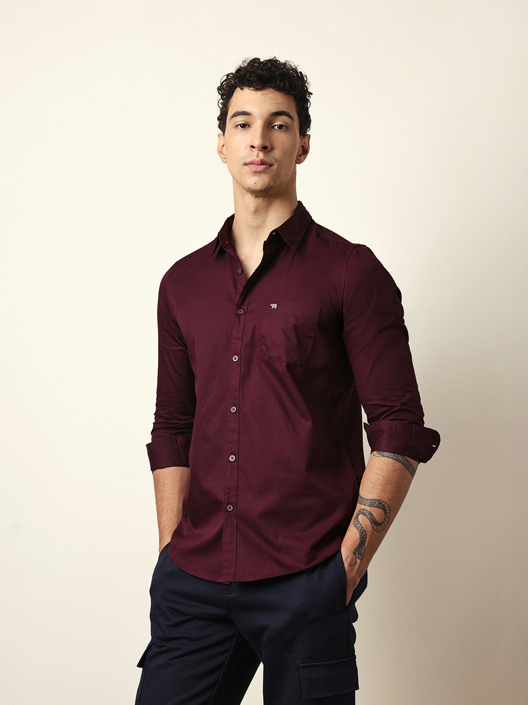 Men Modern Fit Casual Shirt