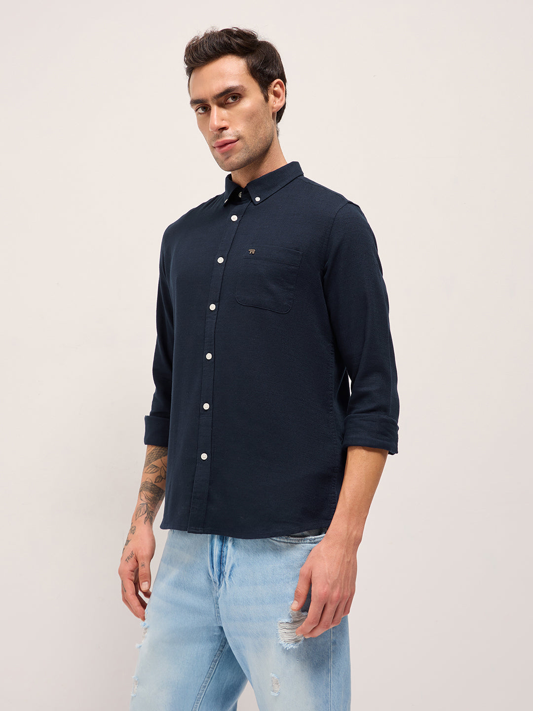 Men Navy Blue Solid Slim Fit Cotton Casual Shirt
