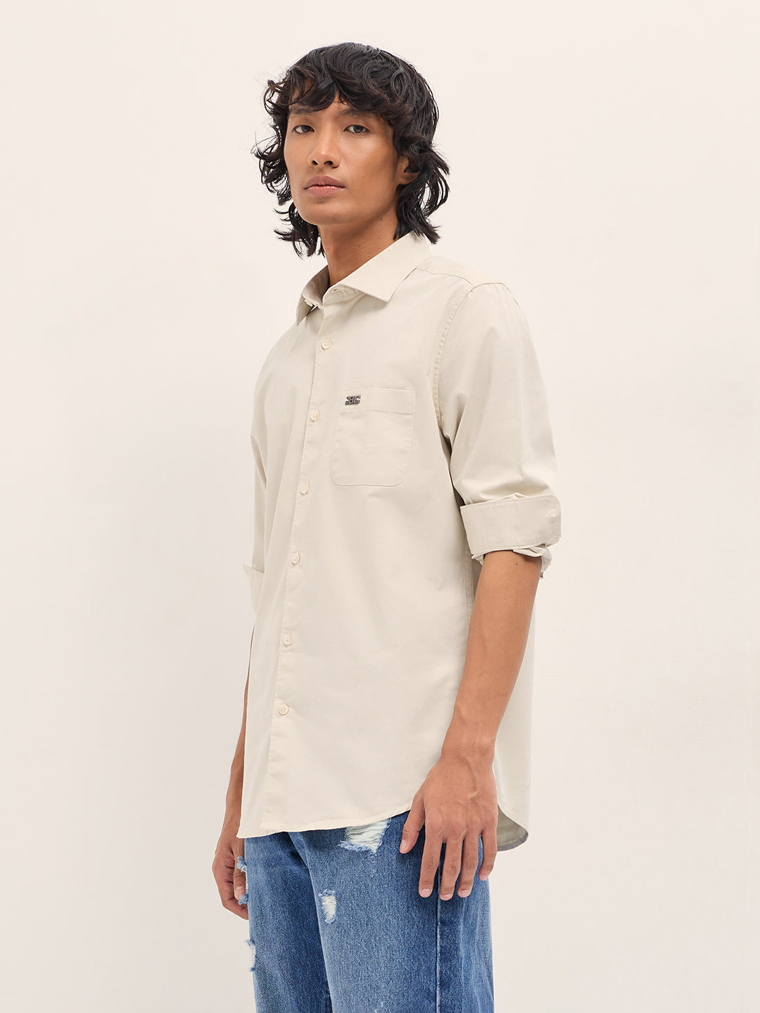 Men Cream Cotton Blend Solid Slim Fit Casual Shirt