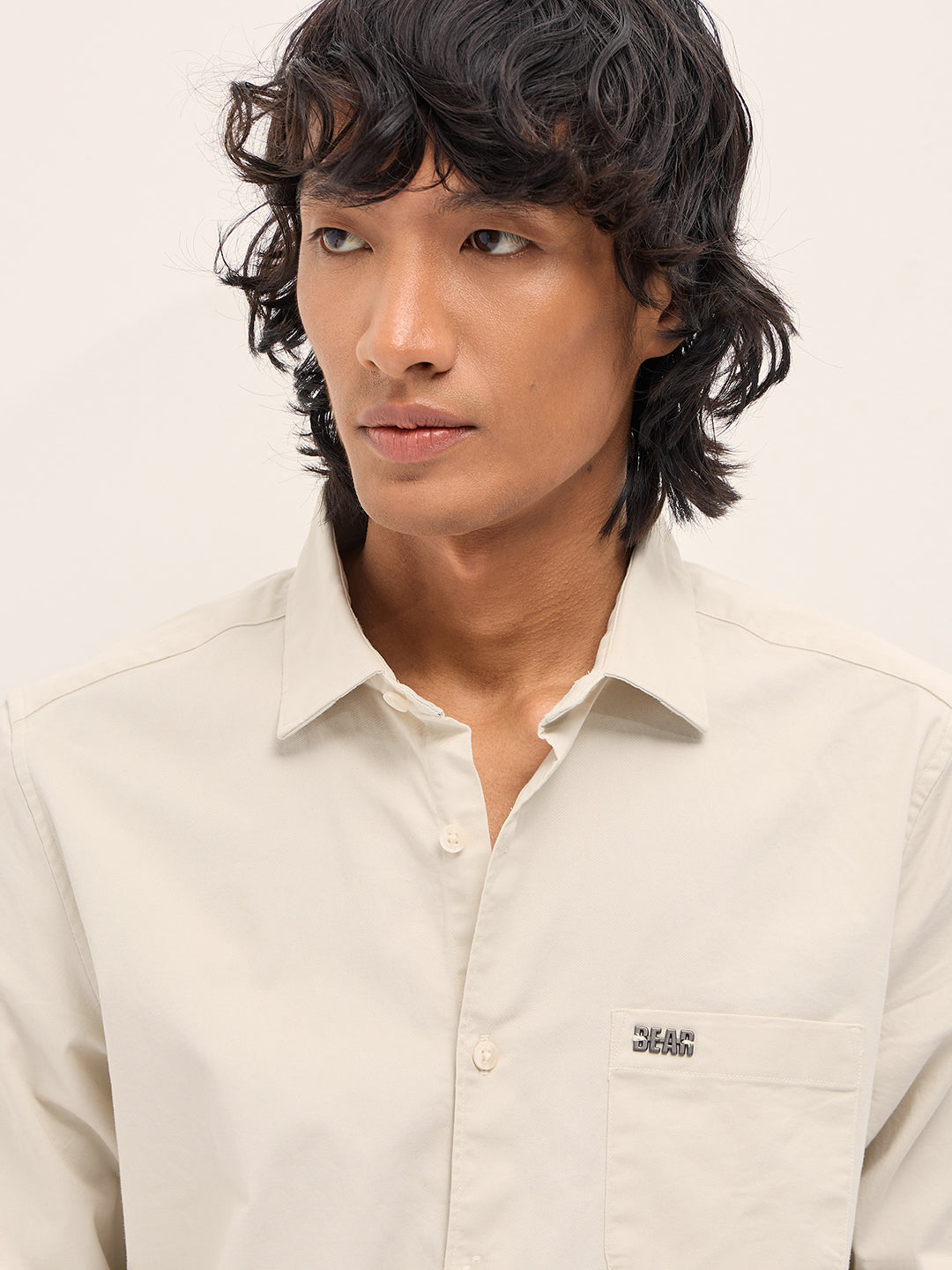 Men Cream Cotton Blend Solid Slim Fit Casual Shirt