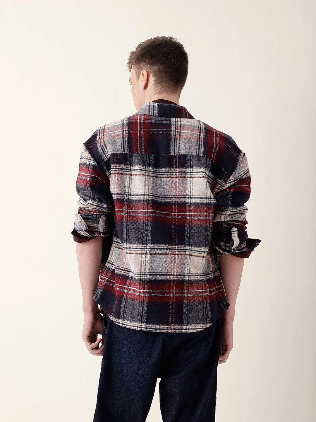 Men Modern Fit Casual Shirt