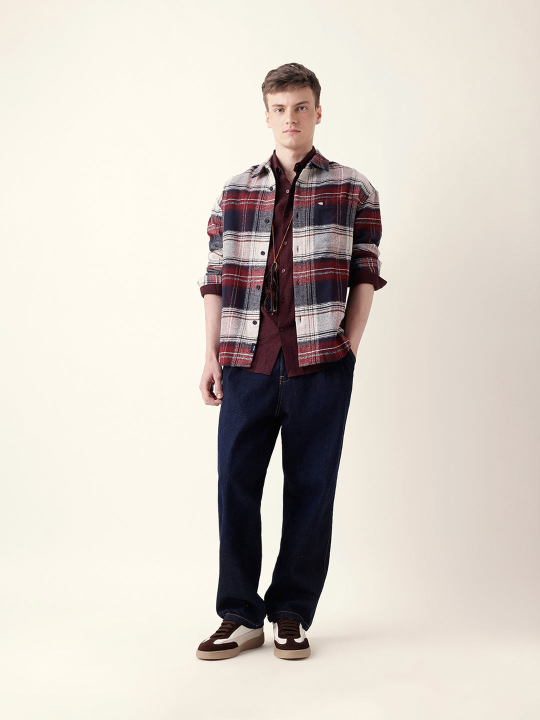Men Modern Fit Casual Shirt