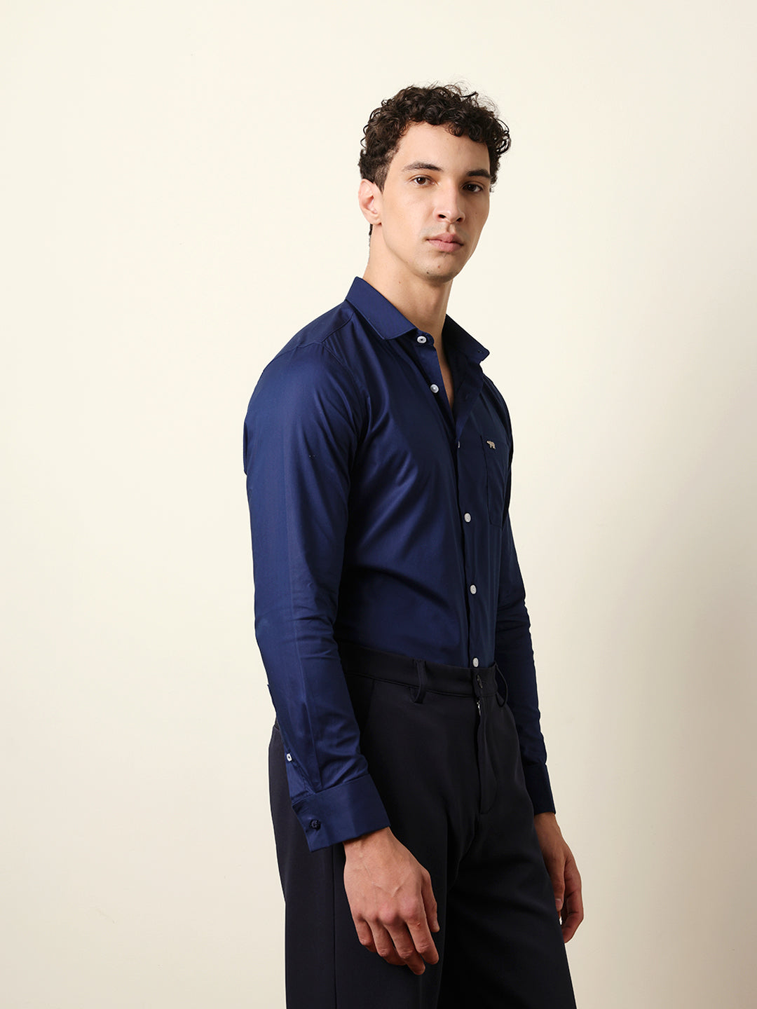 Men Solid Casual Full-Sleeve Shirt