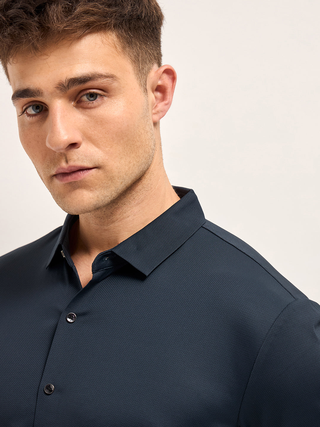 Men Navy Solid Nylon Blend Classic Spread Collar Shirt